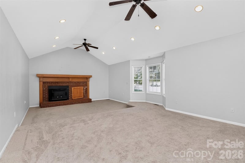221 Potter Rd, Lancaster, SC 29720