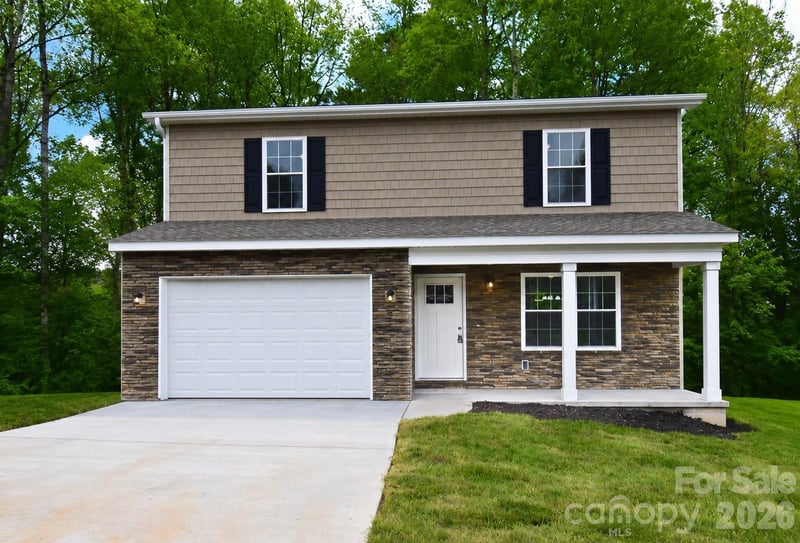 5110 Hanging Rock Ct, Hickory, NC 28601