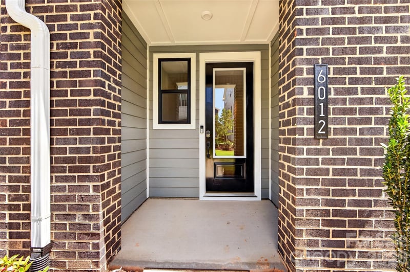 6012 Yellow Buckeye Dr, Charlotte, NC 28277