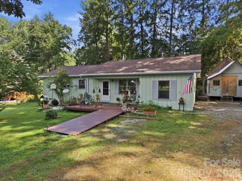 473 King William Rd, Hendersonville, NC 28739
