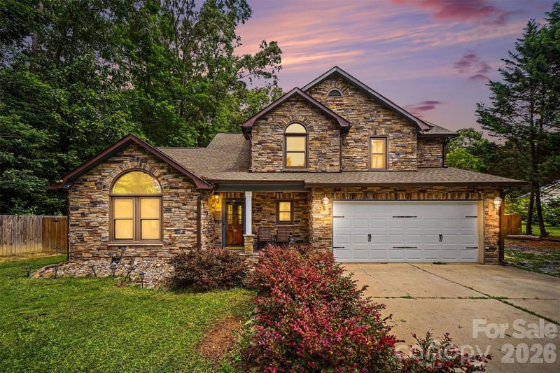 3017 Mill Stream Ct, Matthews, NC 28104
