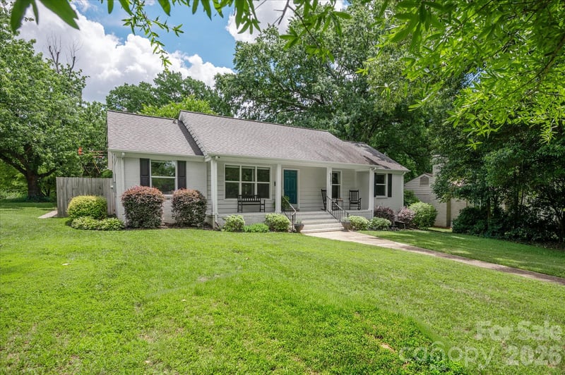 5201 Glenham Dr, Charlotte, NC 28210