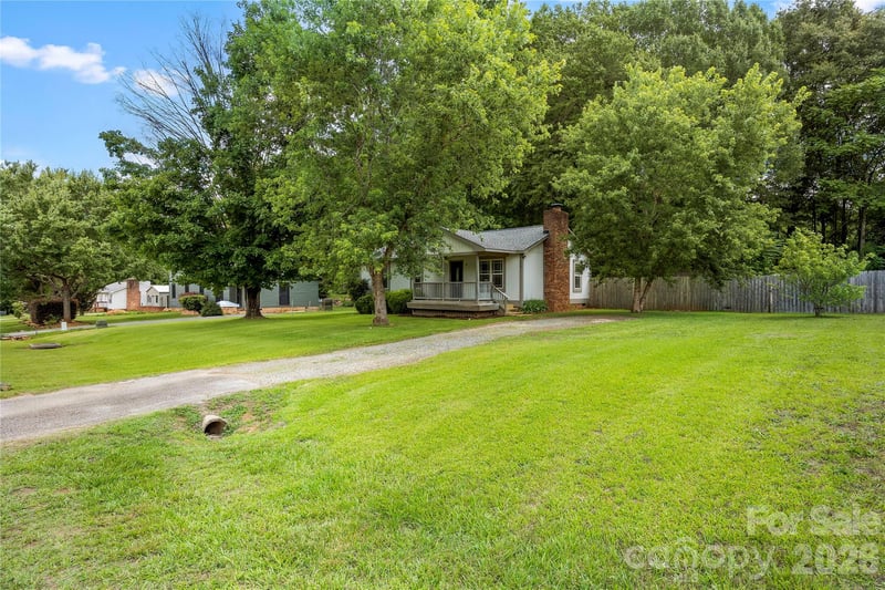 1050 Hay Row Rd, Clover, SC 29710