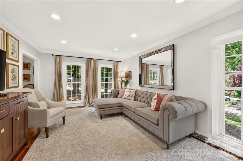 10300 Ben Franklin Ct, Charlotte, NC 28277