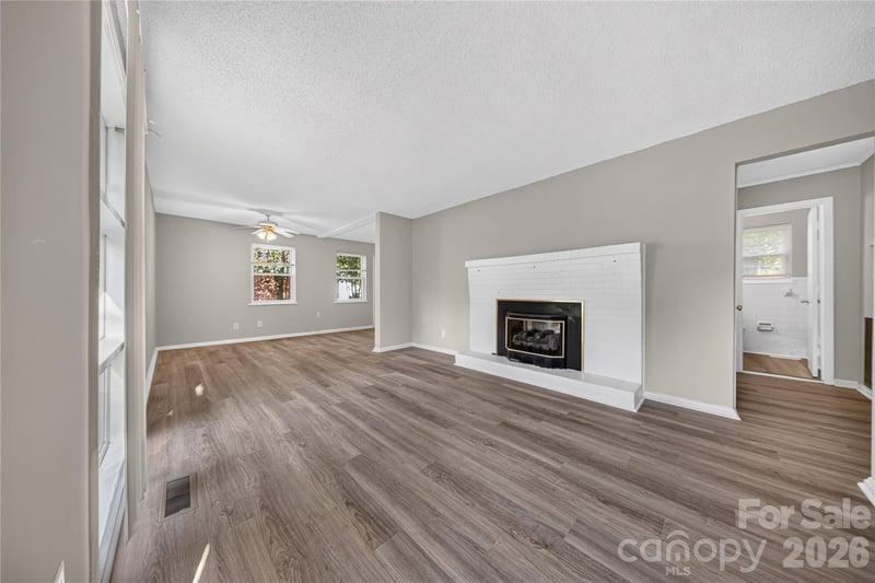 520 Inwood Dr, Charlotte, NC 28209