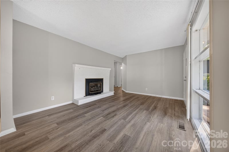 520 Inwood Dr, Charlotte, NC 28209