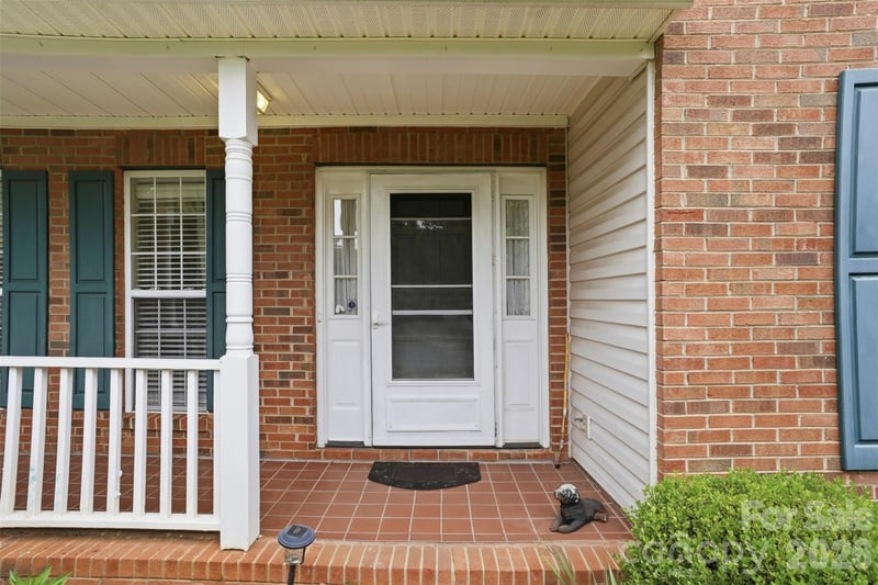 5619 Hedgecrest Pl, Charlotte, NC 28269
