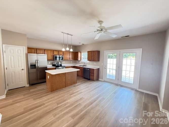 18629 Shawnee Ridge Rd, Cornelius, NC 28031
