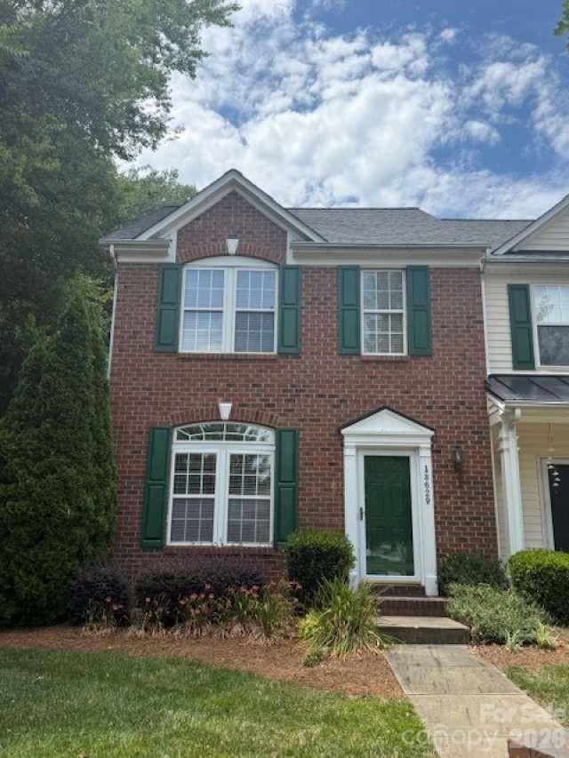 18629 Shawnee Ridge Rd, Cornelius, NC 28031