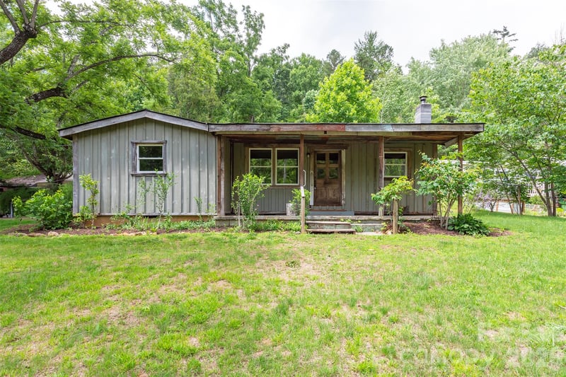 80 Webb Cove Rd, Asheville, NC 28804