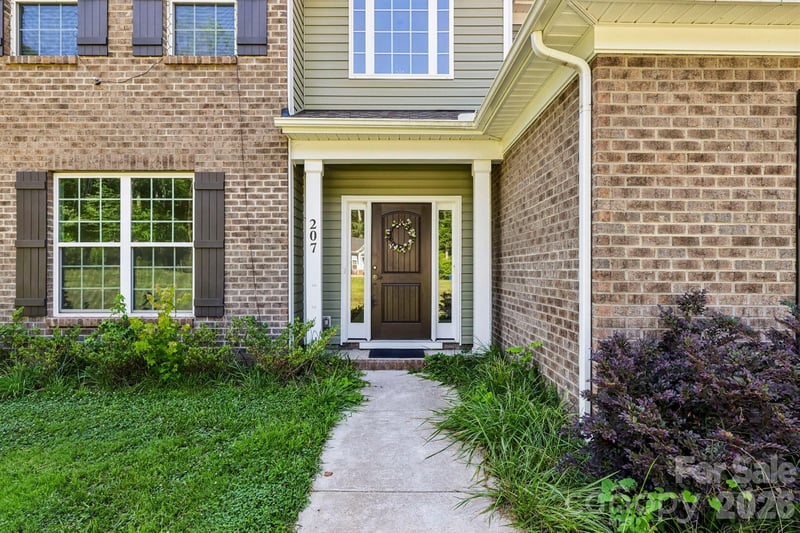 207 Barra Dr, Waxhaw, NC 28173