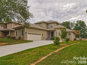 10136 Fairlea Dr, Charlotte, NC 28269