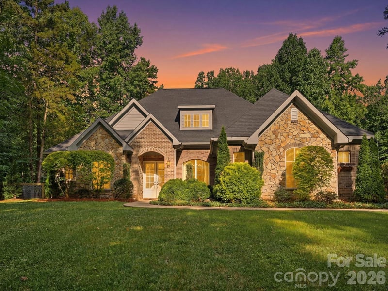 9831 Minnie Lemmond Ln, Charlotte, NC 28227
