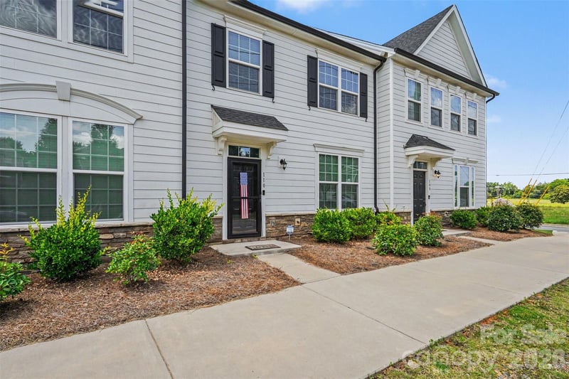 110 Hamrick Rd #60, Gastonia, NC 28056