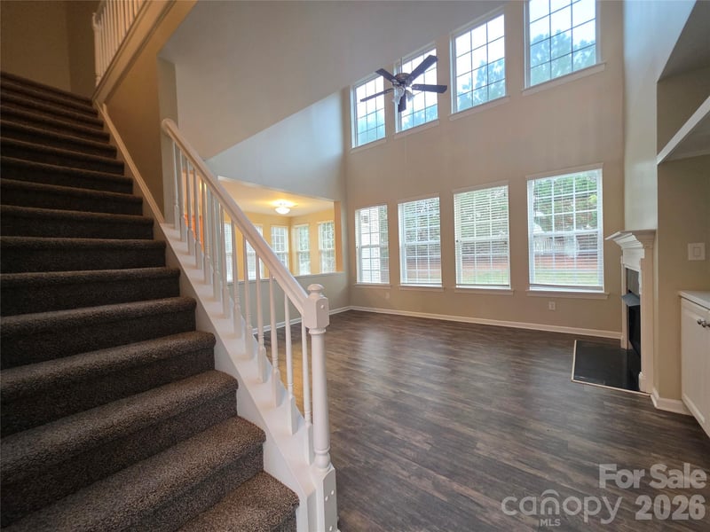 5908 Bonnybridge Ct, Charlotte, NC 28278