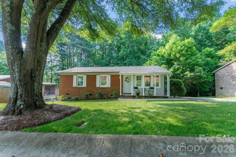 106 Valley Rd, York, SC 29745