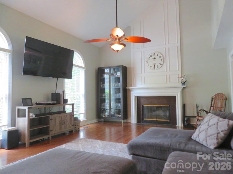 1843 Tanfield Dr, Matthews, NC 28105