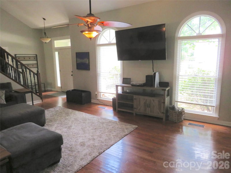 1843 Tanfield Dr, Matthews, NC 28105