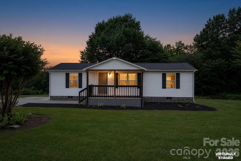 3532 4th Avenue Ln, Conover, NC 28613