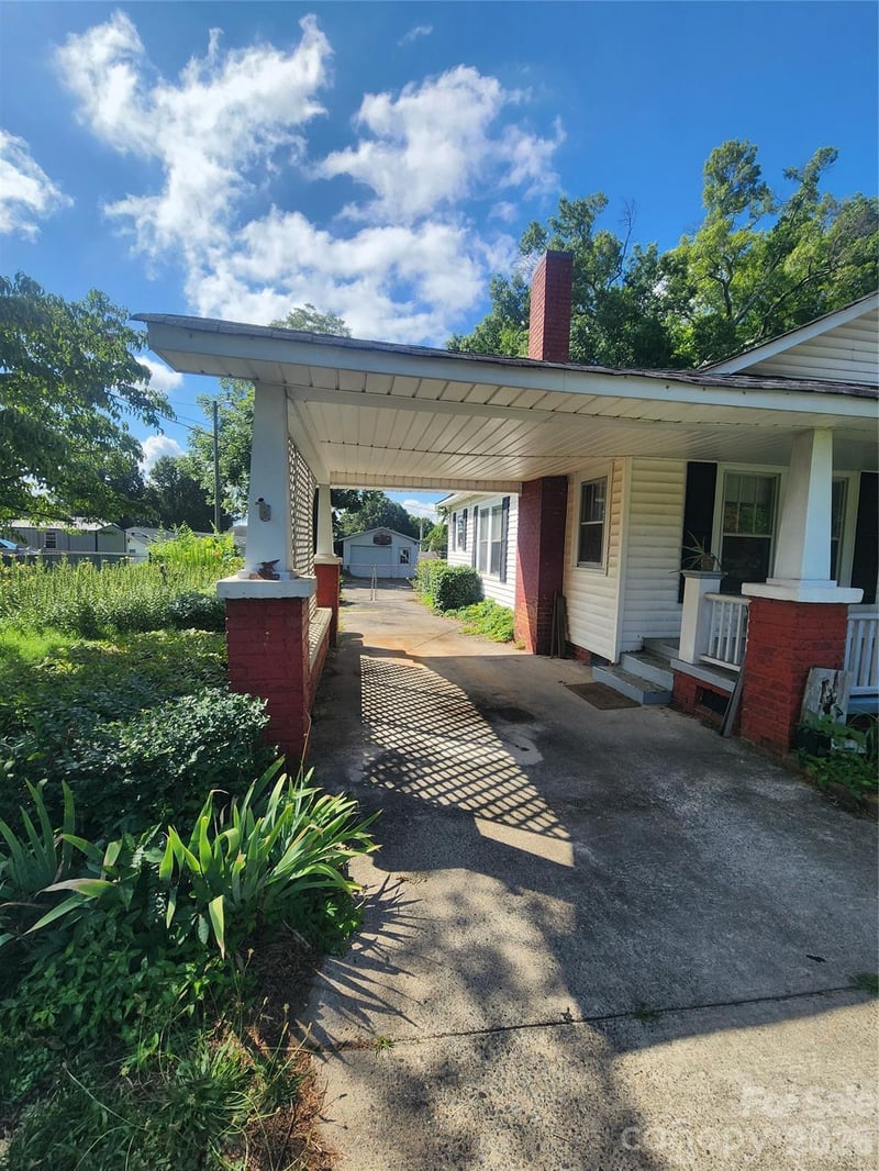 29 Brookwood Ave, Concord, NC 28025