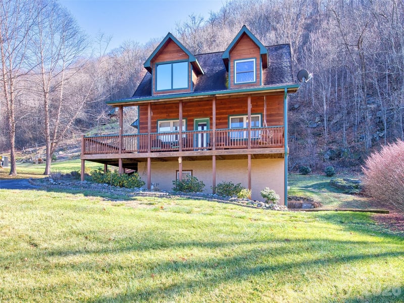210 Tanner Trl, Waynesville, NC 28785