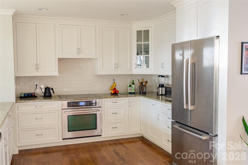 11 Lila Ln, Clyde, NC 28721