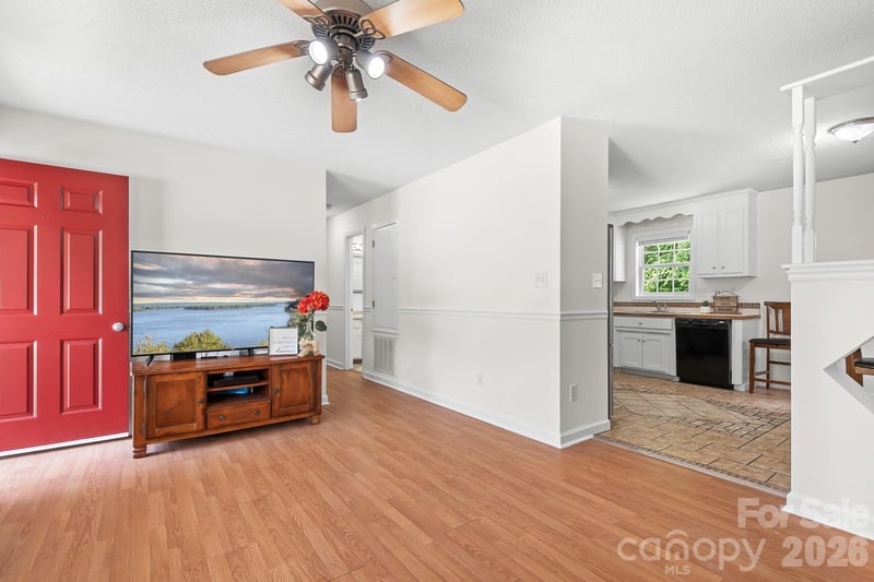 218 Vernon St, Cherryville, NC 28021