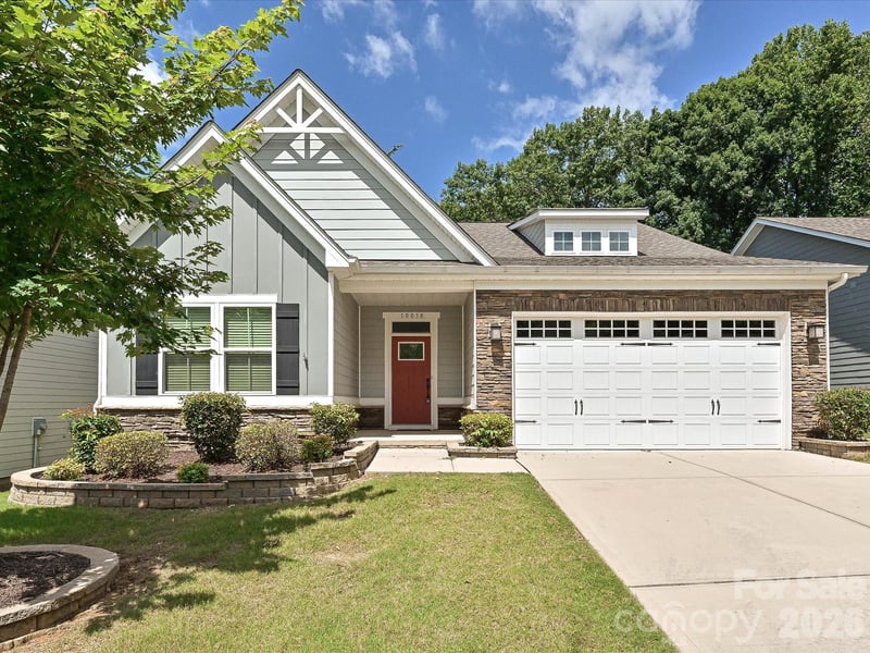 10038 Lilac Ct, Charlotte, NC 28215
