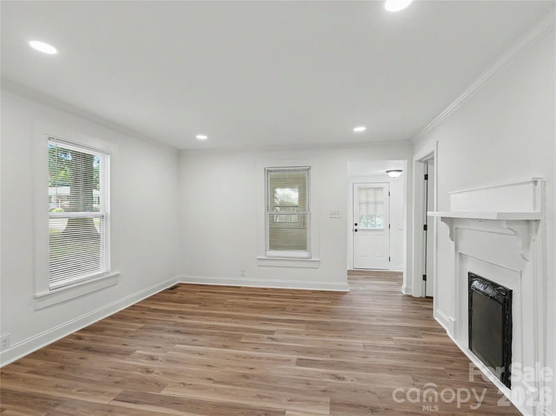 209 Caldwell St, Kannapolis, NC 28083