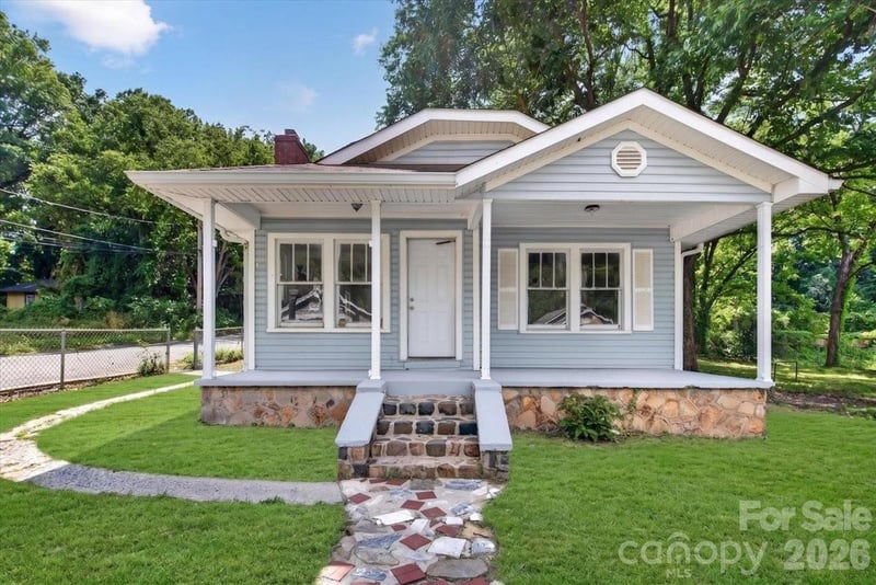 401 Pryor St, Gastonia, NC 28052