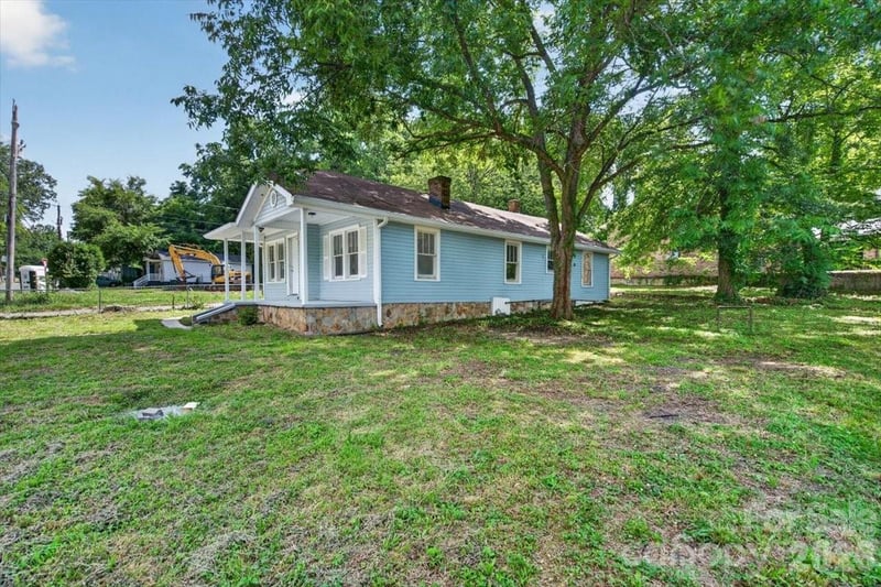 401 Pryor St, Gastonia, NC 28052