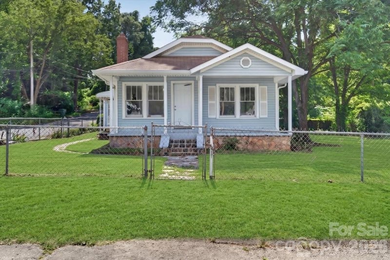 401 Pryor St, Gastonia, NC 28052