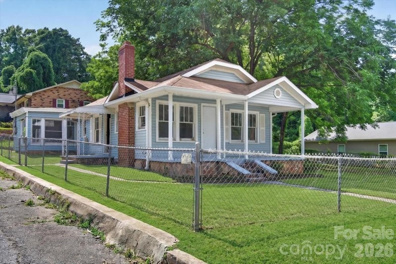 401 Pryor St, Gastonia, NC 28052