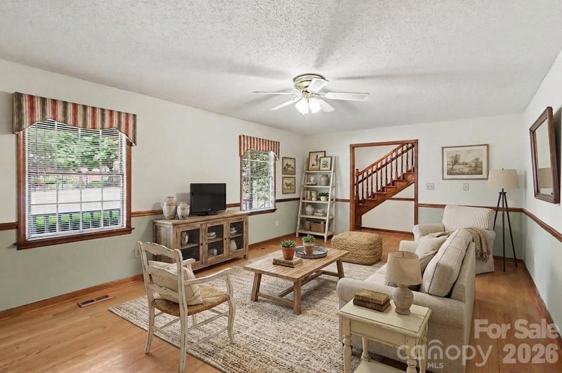 124 Catawba Ave, Mooresville, NC 28115