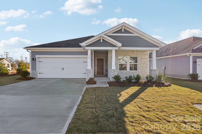 533 Darya Dr, York, SC 29745