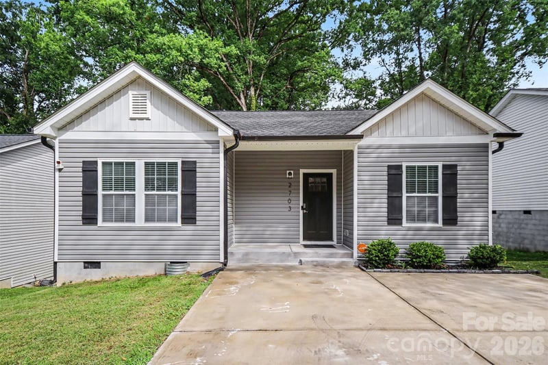2703 Calvary St, Gastonia, NC 28052