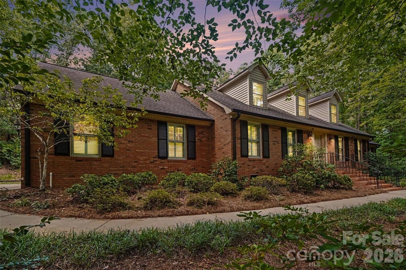 215 Chedworth Ct, Concord, NC 28025