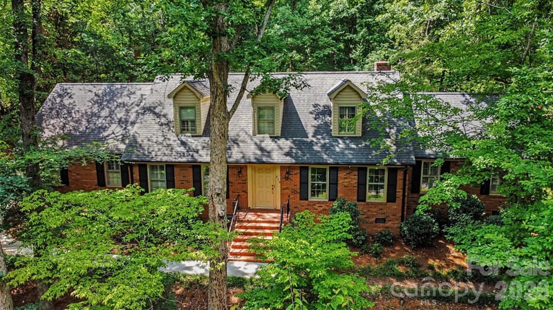 215 Chedworth Ct, Concord, NC 28025