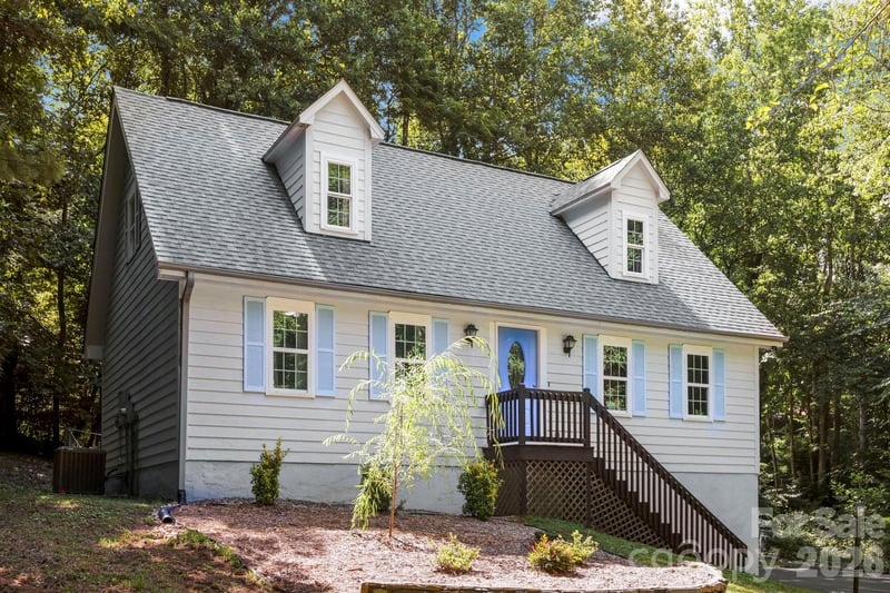 209 Mint Way, Flat Rock, NC 28731