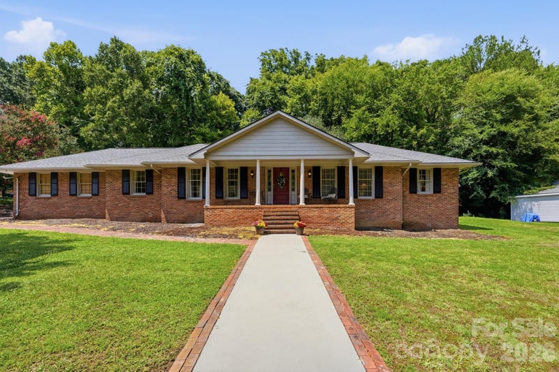 185 Hillcrest Ave, Concord, NC 28025