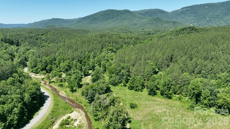 1194 Palmer Rd, Mill Spring, NC 28756