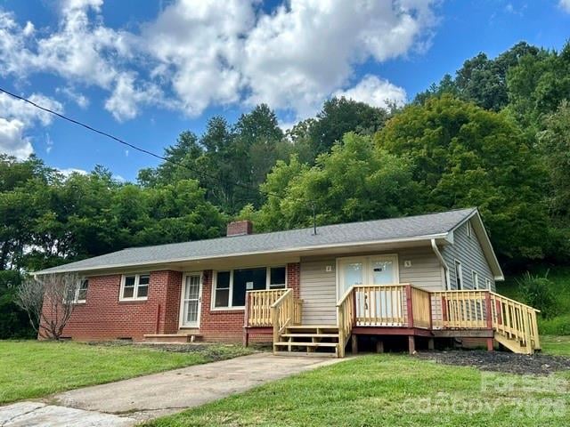 169 Double Island Rd, Burnsville, NC 28714