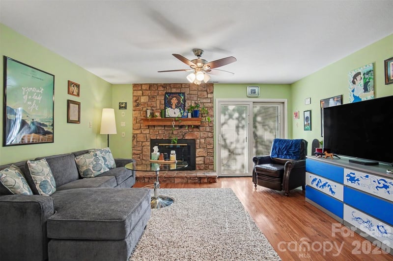 1535 South Point Rd, Belmont, NC 28012