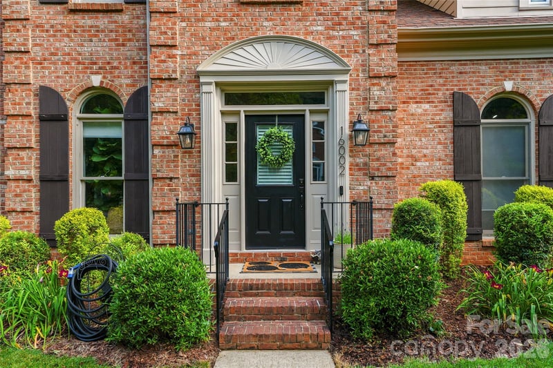 16002 Prestwoods Ln, Huntersville, NC 28078