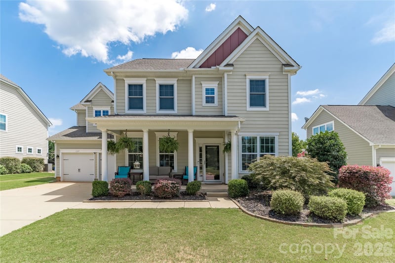 137 Flora Vista Dr, Mooresville, NC 28117