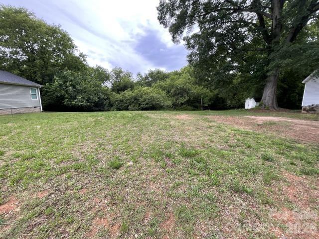 19633 Ferry St, Cornelius, NC 28031