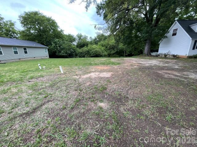 19633 Ferry St, Cornelius, NC 28031