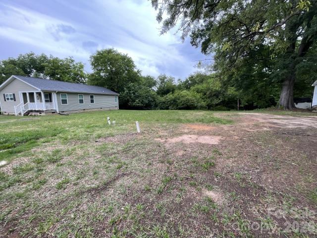 19633 Ferry St, Cornelius, NC 28031