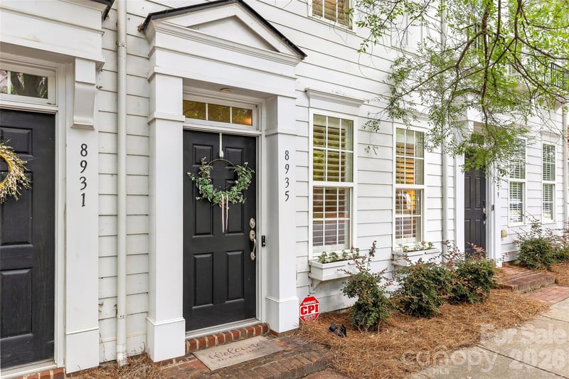 8935 Socata Way, Charlotte, NC 28269
