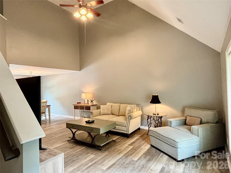 229 17th Ave, Hickory, NC 28602